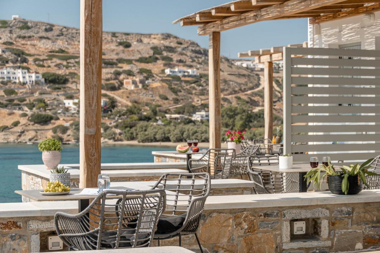 Porto Dema Luxury Suites Schoinoussa Bagian luar foto
